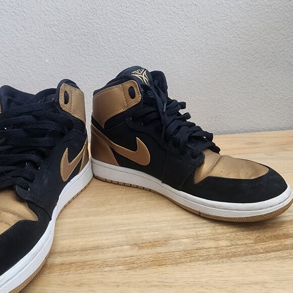 Nike Mens Air Jordan 1 Retro High Sneakers Melo Black Gold‎ 332550-026 Size 8.5 - Picture 9 of 12
